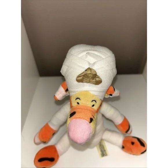 Walt Disney World‎ Tigger Halloween 2001 Bean Bag Mummy Plush/Toy EUC - Picture 2 of 5